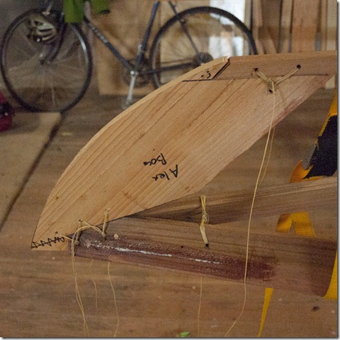 The cut bow stem is tied into the frame The cut bow stem is tied into the frame